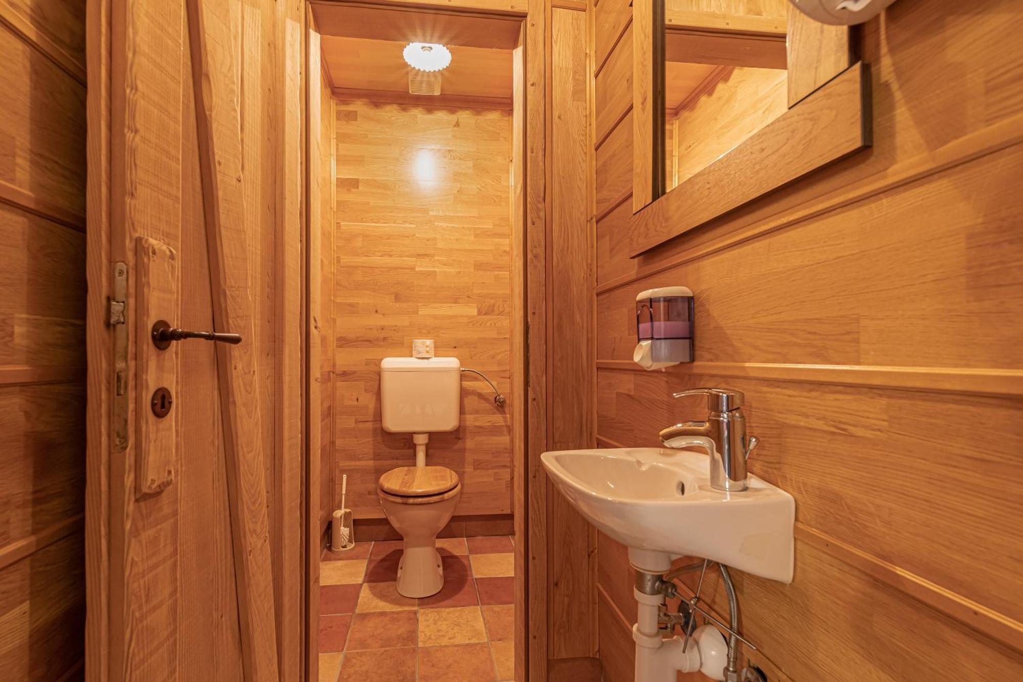 House Na Meji With Sauna - Happy Rentals Pivka Buitenkant foto