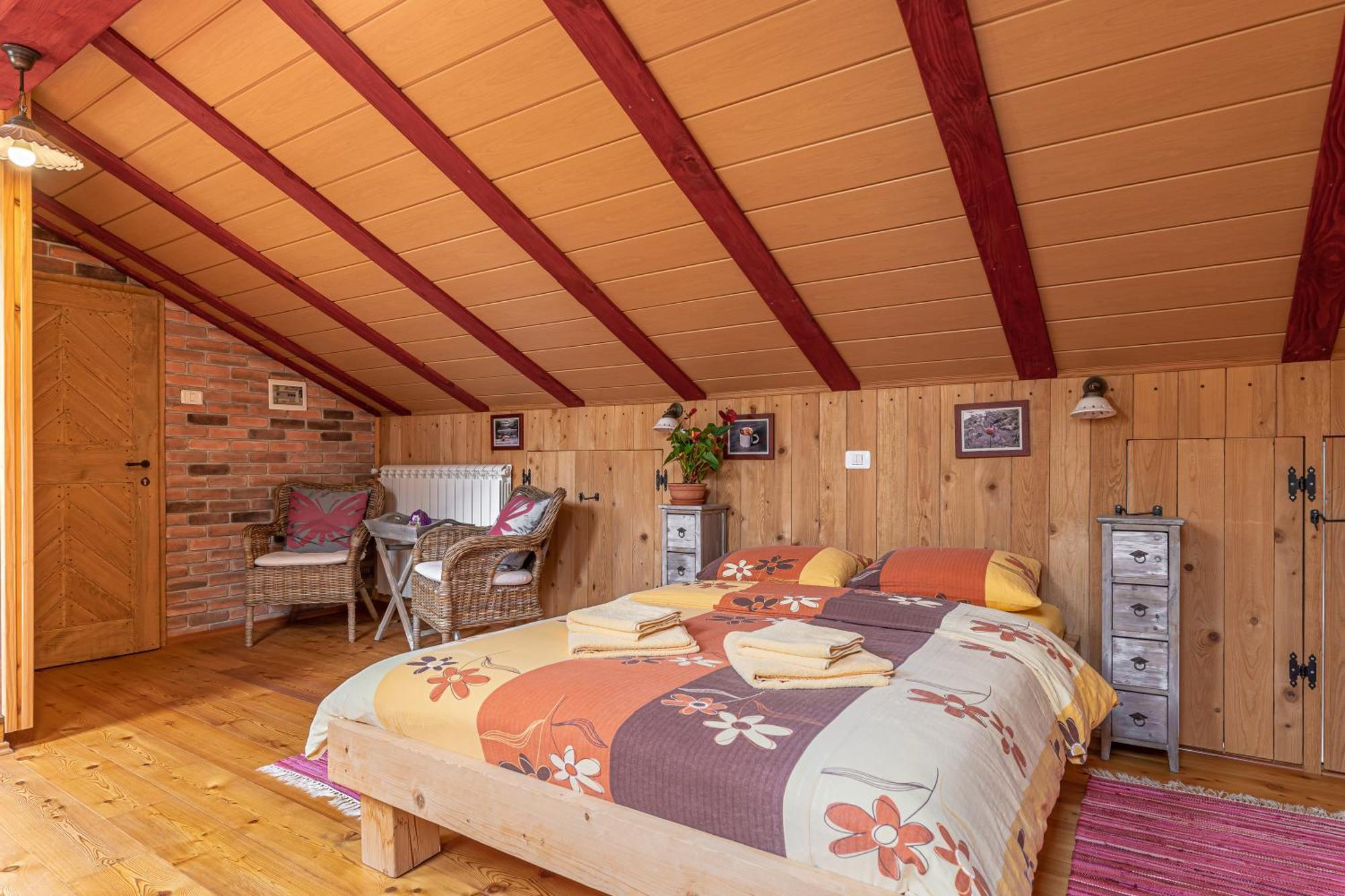 House Na Meji With Sauna - Happy Rentals Pivka Buitenkant foto